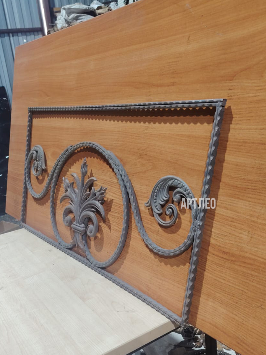 Кованые элементы панели арт. 4244, 1 шт.