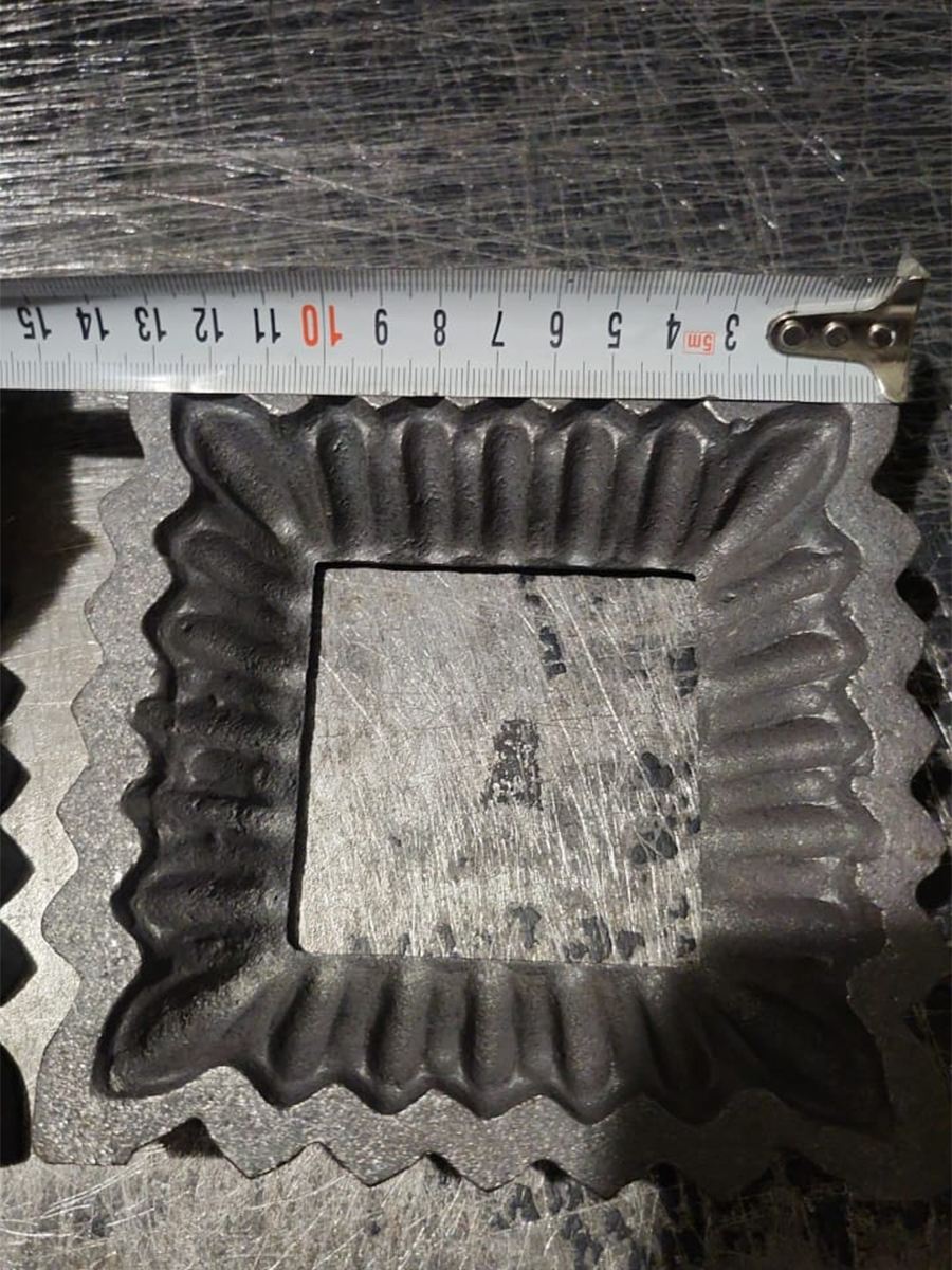 Кованые элементы основание арт. 4895, 1 шт.