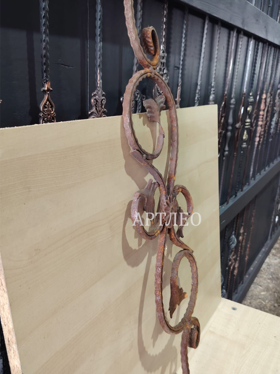 Балясины металлические арт. 4002, 1 шт