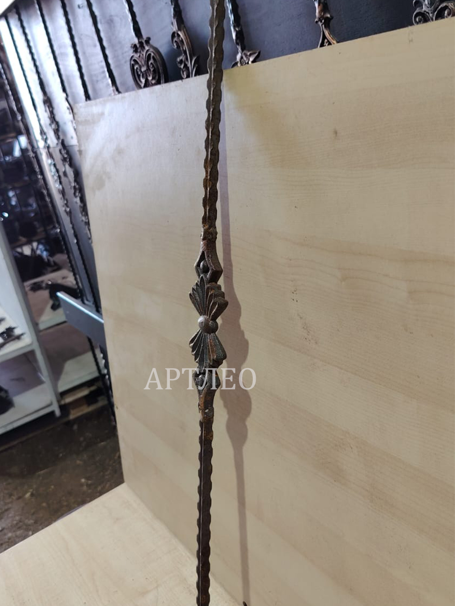 Балясины металлические арт. 4018, 1 шт