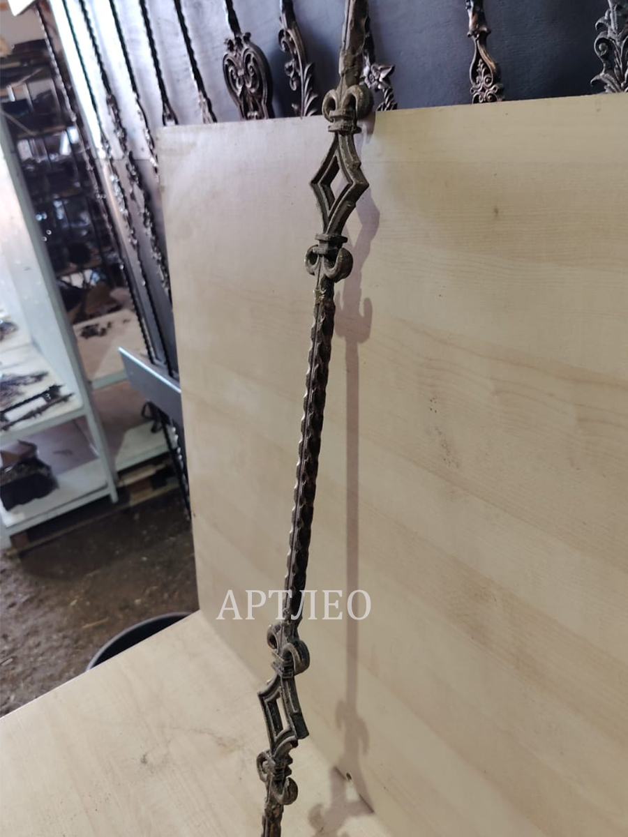 Балясины металлические арт. 4025, 1 шт